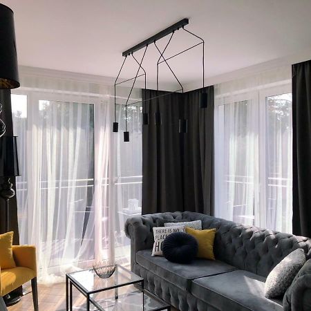 Family & Business Sauna Apartments No1 Lesny Nad Zalewem Cedzyna Unikat - 3 Bedroom With Private Sauna, Bath With Hydromassage, Terrace, Garage, Catering Options キェルツェ エクステリア 写真