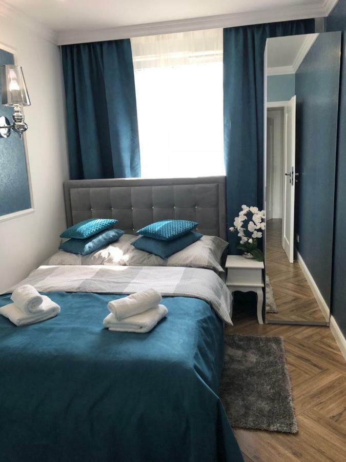 Family & Business Sauna Apartments No1 Lesny Nad Zalewem Cedzyna Unikat - 3 Bedroom With Private Sauna, Bath With Hydromassage, Terrace, Garage, Catering Options キェルツェ エクステリア 写真